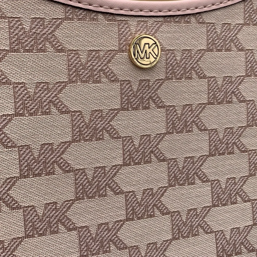 MICHAEL KORS Briley Small Logo Messenger XBODY Bag POWDER BLUSH MULTI